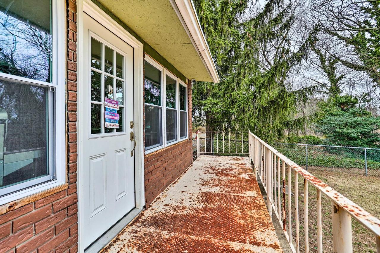 Family Vacation Rental 18 Mi To Philadelphia Gibbstown Exterior photo